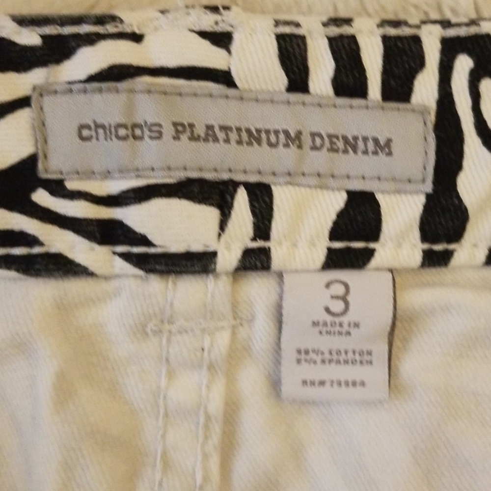 Jean Capris - Picture 3 of 3